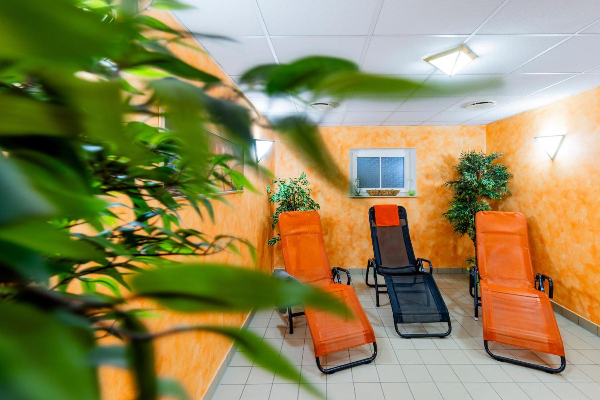 Hotel Gondelfahrt Курорт Йонсдорф Экстерьер фото