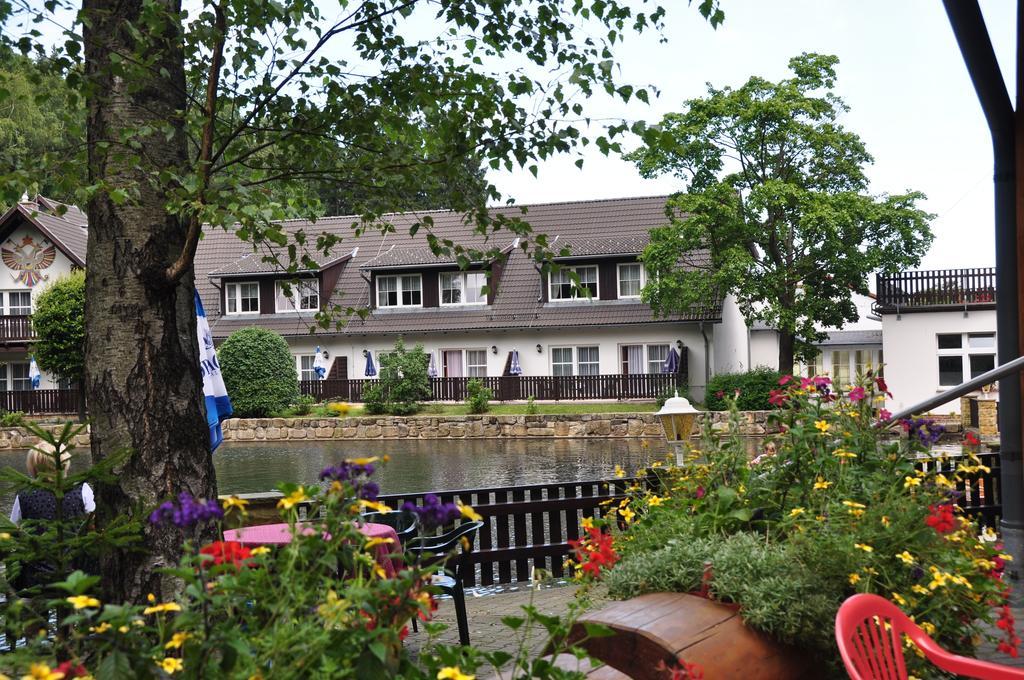Hotel Gondelfahrt Курорт Йонсдорф Экстерьер фото